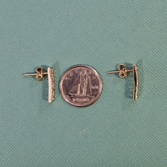 Two Tone 18k Gold Greek Key Stud Earrings - Picture 11 of 13